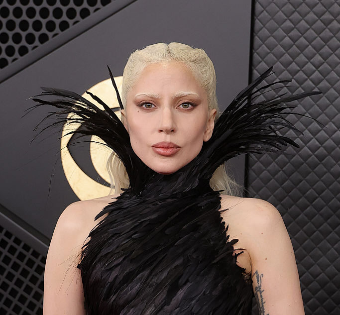 Η Lady Gaga απολαμβάνει τη μητρότητα: Τα πρώτα λόγια για τη νέα ζωή με το μωρό της