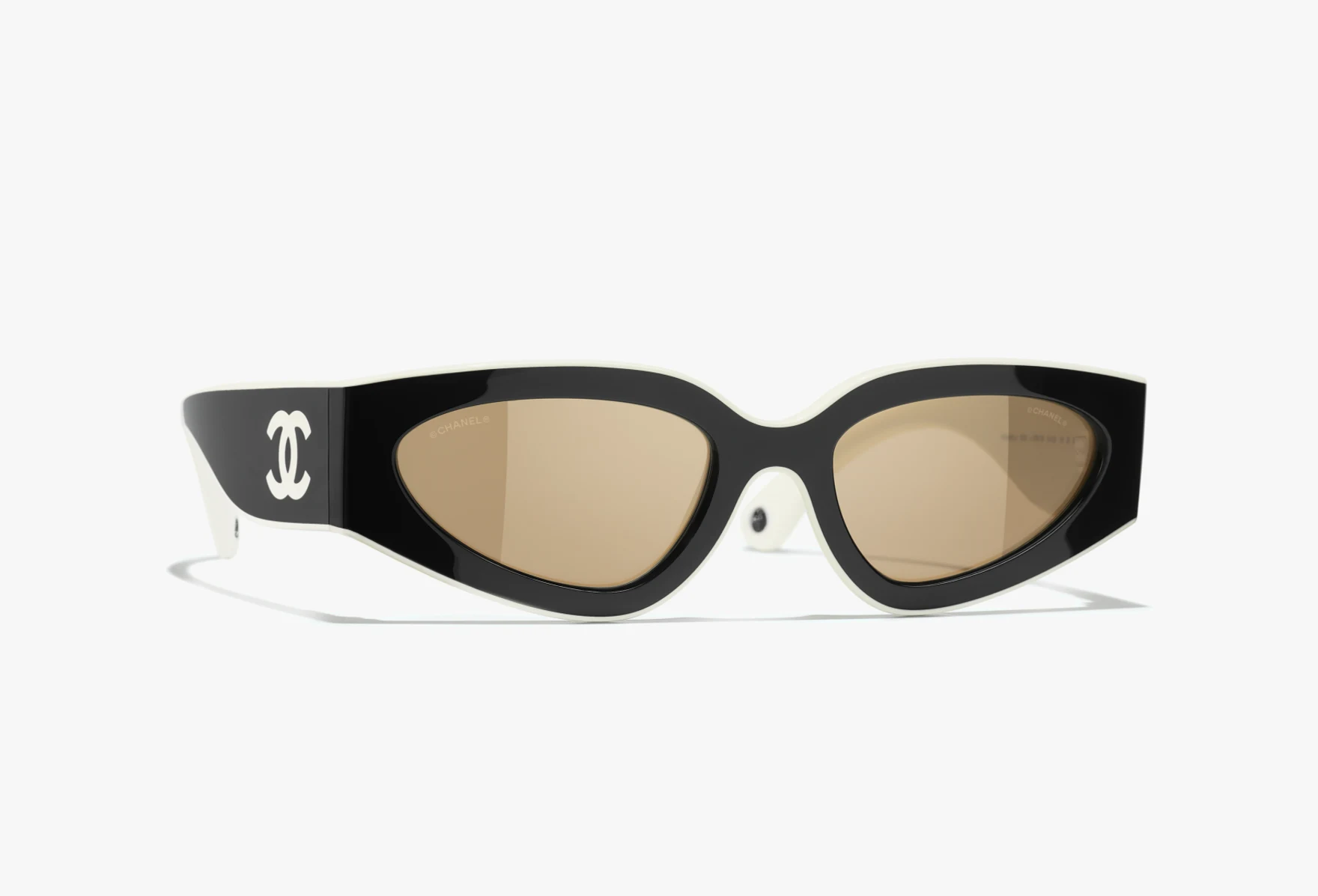 Cat eye sunglasses, Chanel