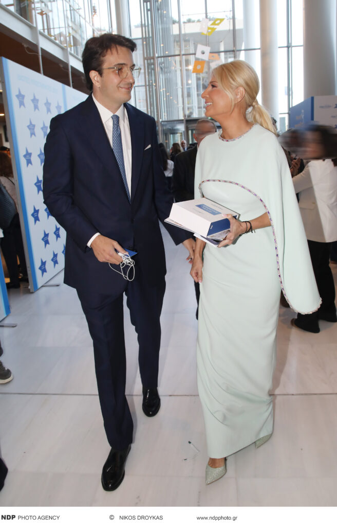 H Φαίη Σκορδά και ο Αλέξανδρος Αθανασιάδης στην εκδήλωση του «Make a Wish»