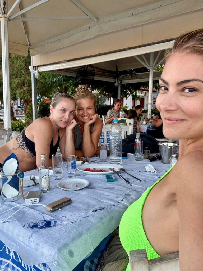 Δέσποινα Καμπούρη φίλες 