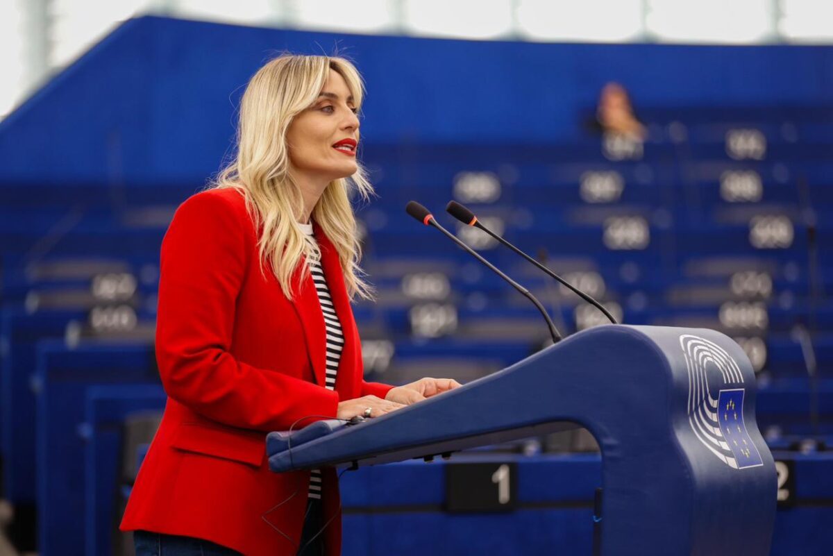 Η Ελεονώρα Μελέτη