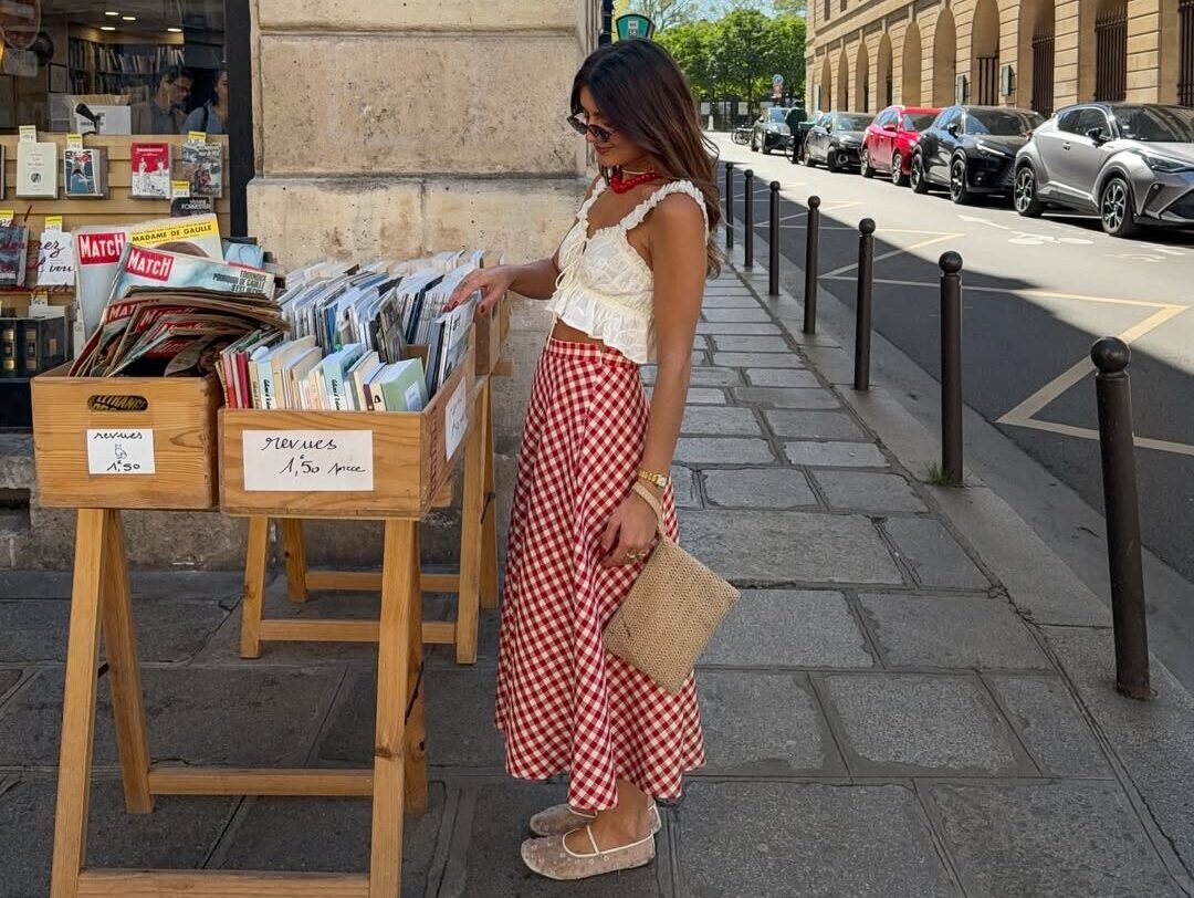 Fishnet ballet shoes: Η απρόσμενα κομψή εναλλακτική που έψαχνες στα flats της σεζόν