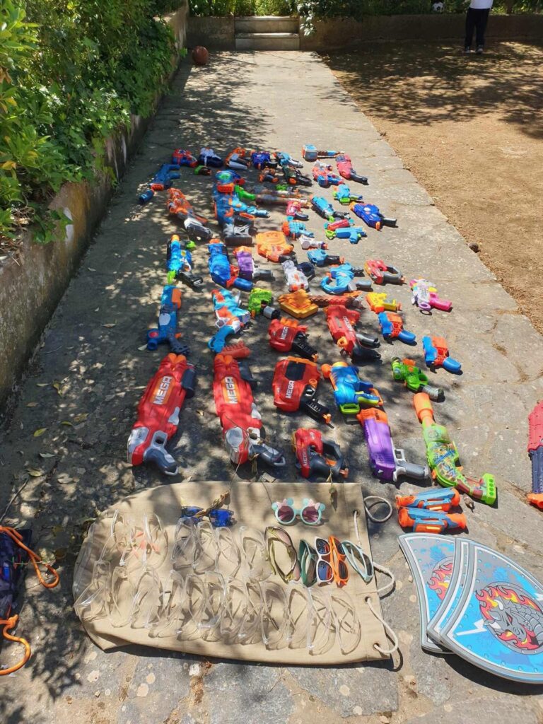 Οι δραστηριότητες από το πάρτι τοu Αρίωνα, του γιου της Τζένης Θεωνά και του Δήμου Αναστασιάδη.