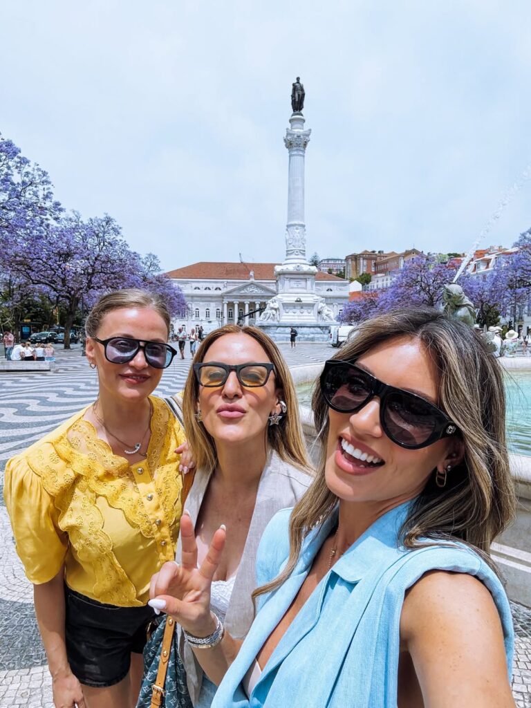 Αθηνά Οικονομάκου στο bachelorette της στην Λισαβόνα.