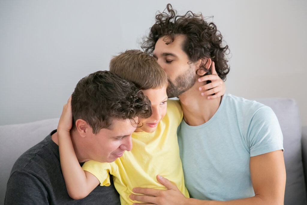 Οικογένεια με gay γονείς