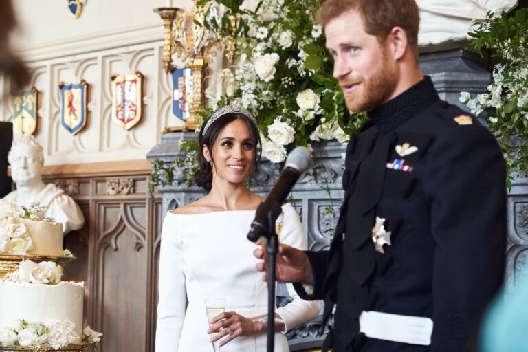 Meghan Markle και πρίγκιπας Harry. Επέτειος γάμου. Αδημοσίευτες φωτογραφίες από το γάμο.