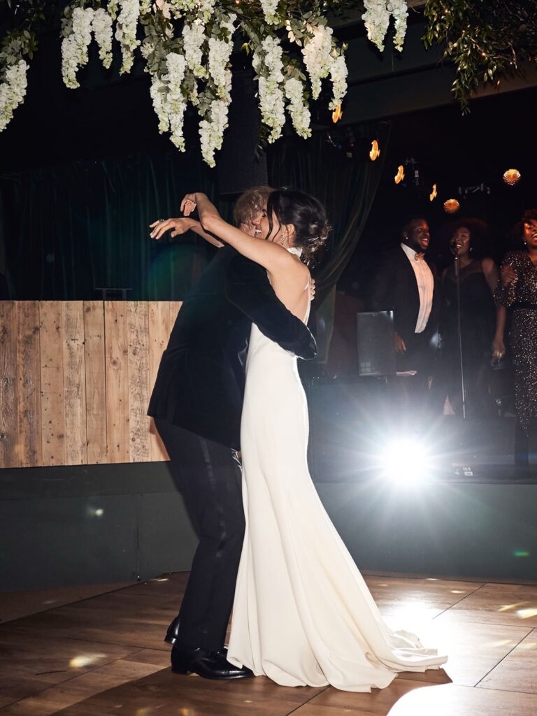 Meghan Markle και πρίγκιπας Harry. Επέτειος γάμου. Αδημοσίευτες φωτογραφίες από το γάμο.