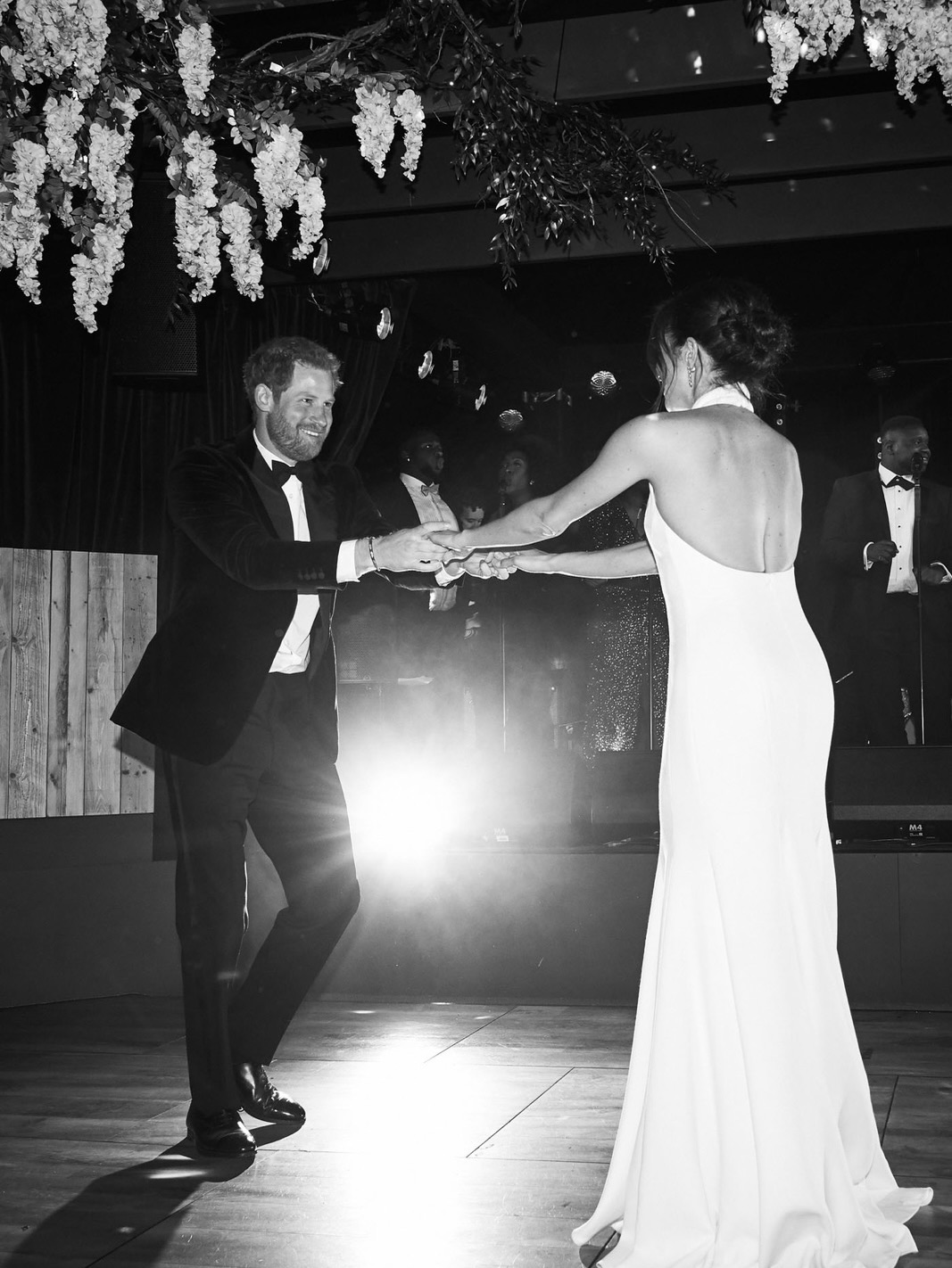 Meghan Markle και πρίγκιπας Harry. Επέτειος γάμου. Αδημοσίευτες φωτογραφίες από το γάμο.