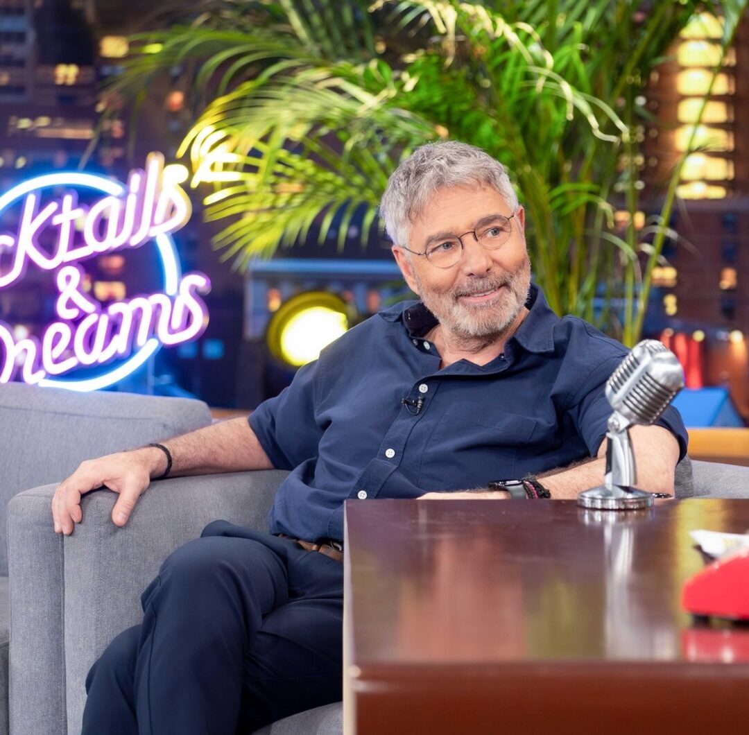 Ο Θοδωρής Αθερίδης στο The 2night show