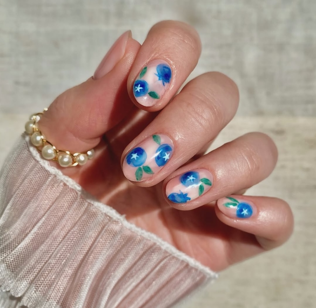 Watercolor nails: 10 ιδέες για το πιο ονειρικό mani του καλοκαιριού
