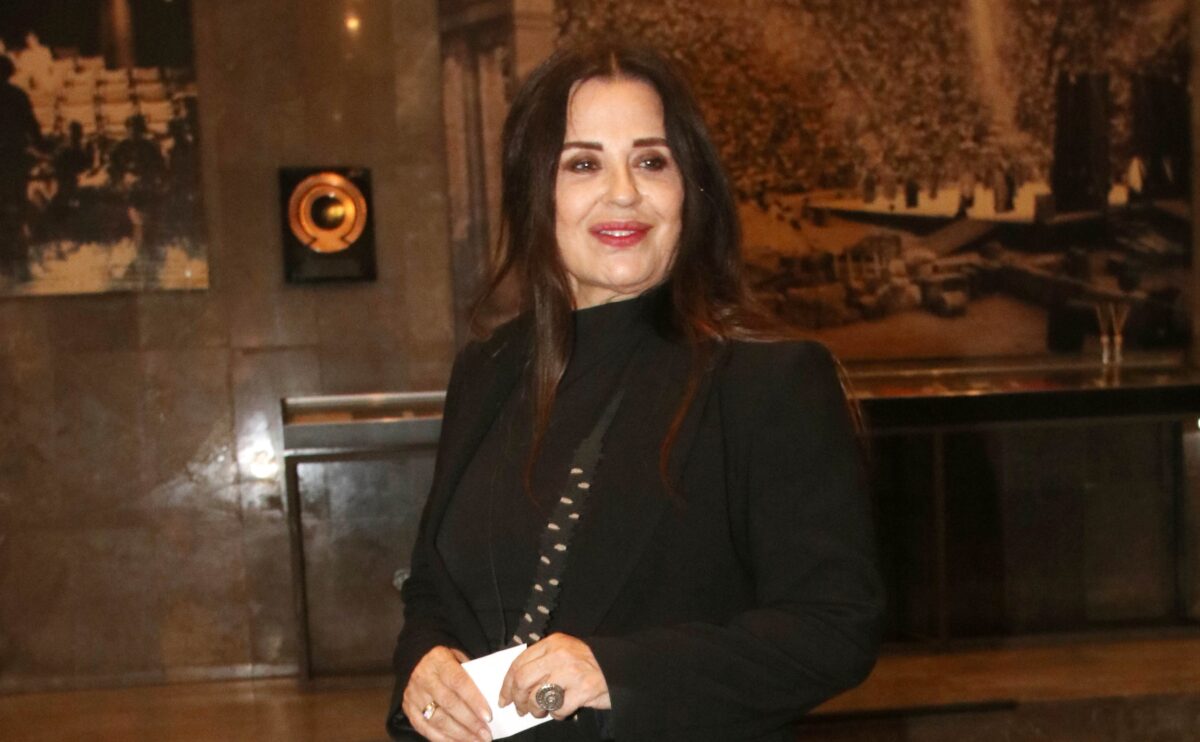 H Mαρία Τζομπανάκη φωτογραφίζεται για πρώτη φορά με τον εγγονό της Αχιλλέα Αυγουστίδη – Σαν δυο σταγόνες νερό