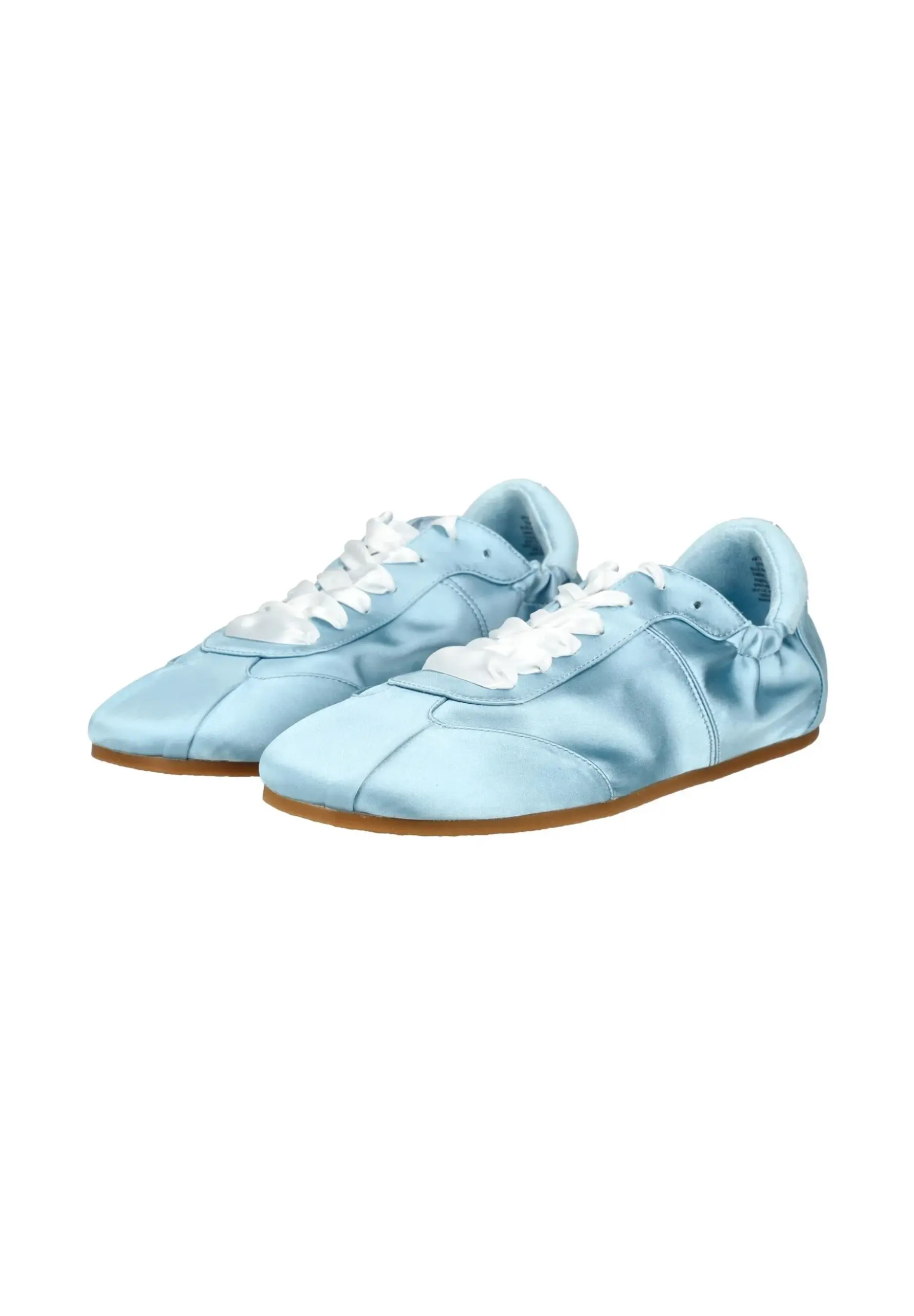 blue-satin-artiste-athlitika-papoutsia-steve-madden
