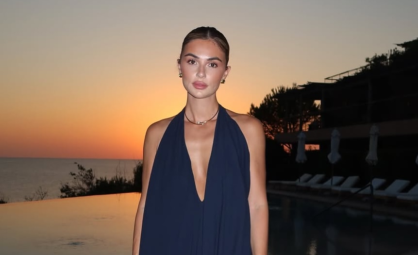 Summer glow: 4 tips των ειδικών για λαμπερή επιδερμίδα το καλοκαίρι