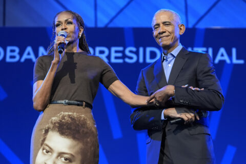 Michelle Obama: Η συμβολική φούστα που λειτούργησε ως φόρος τιμής στην οικογένεια Obama