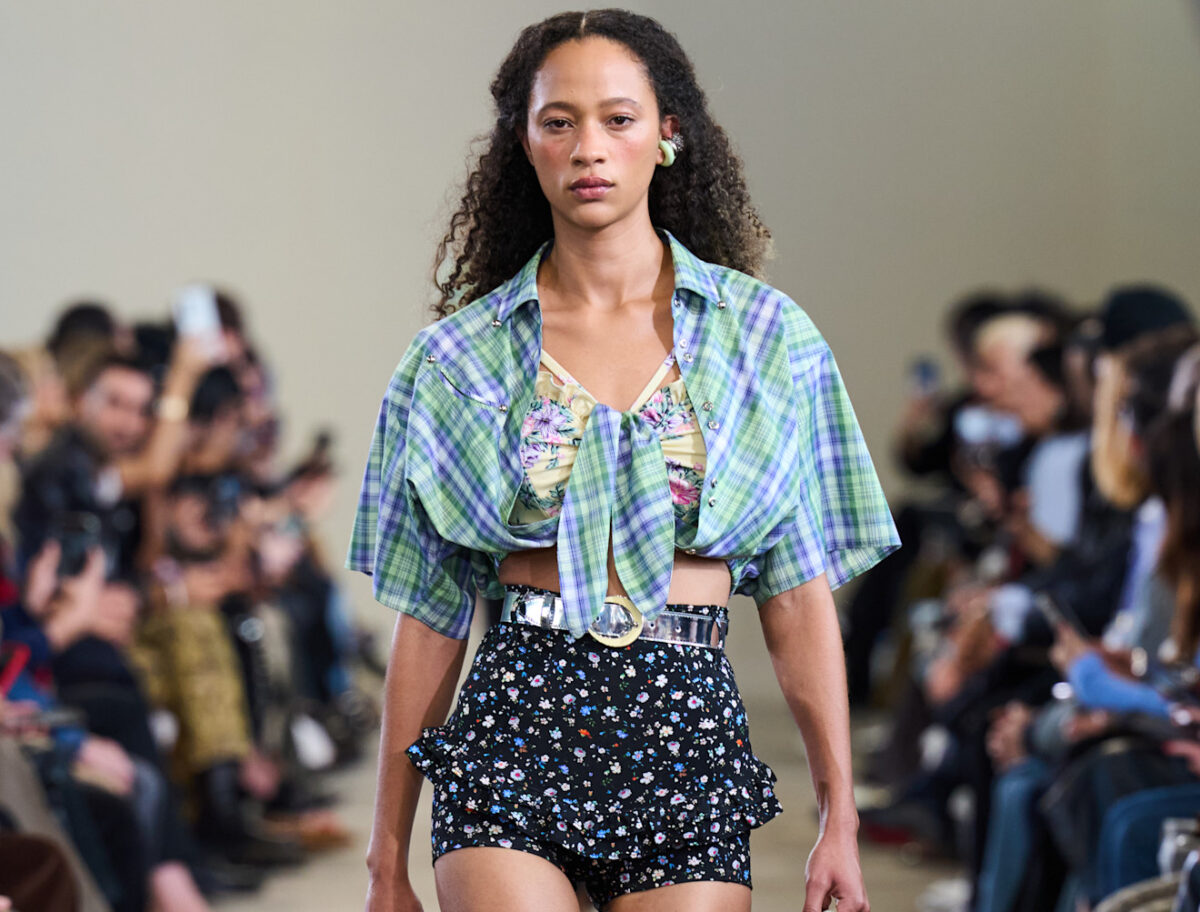 11+1 shorts που ξεχώρισαν στο runway και θα γίνουν η νέα fashion εμμονή σου