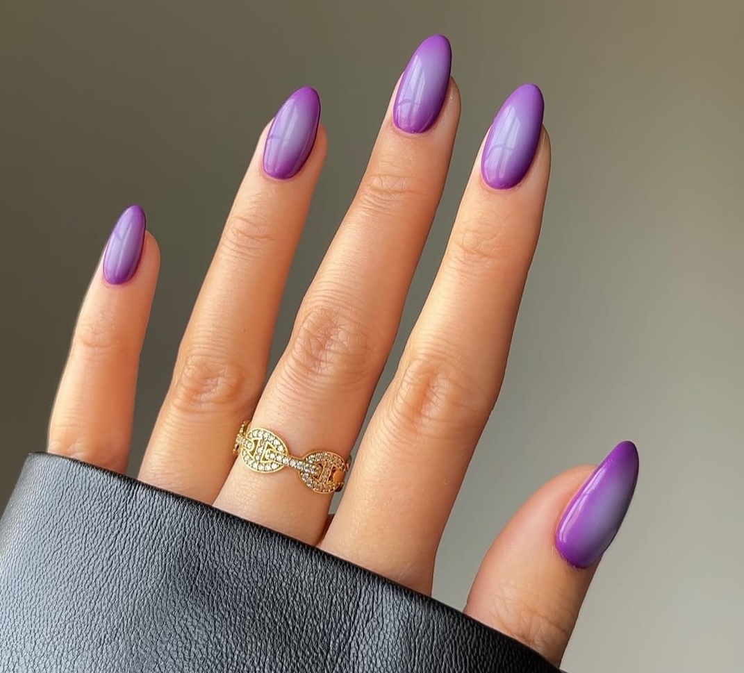 Ube nails: Το viral μωβ μανικιούρ που πρέπει να δοκιμάσεις