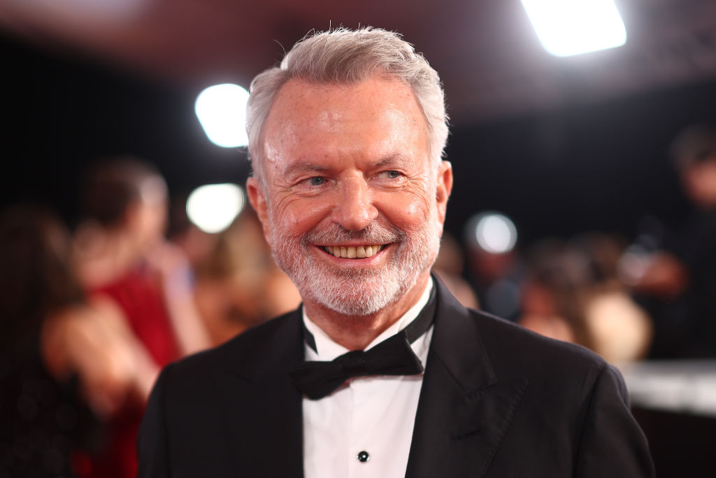 O Sam Neill