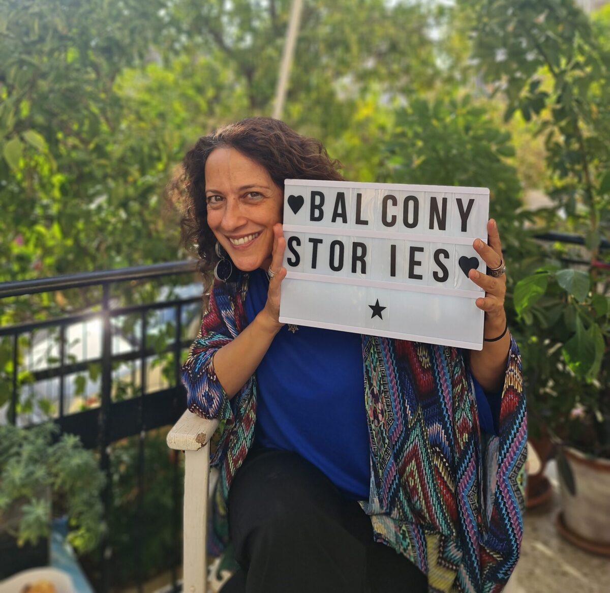 Η Βικτώρια Γιαννάκη και το Balcony Stories