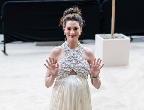 H Anne Hathaway