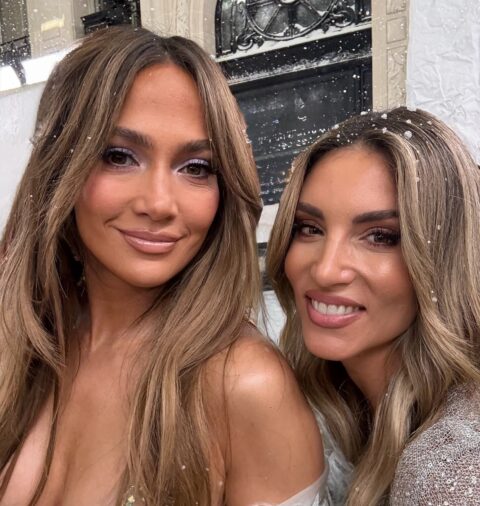 Η Αθηνά Οικονομάκου και η Jennifer Lopez