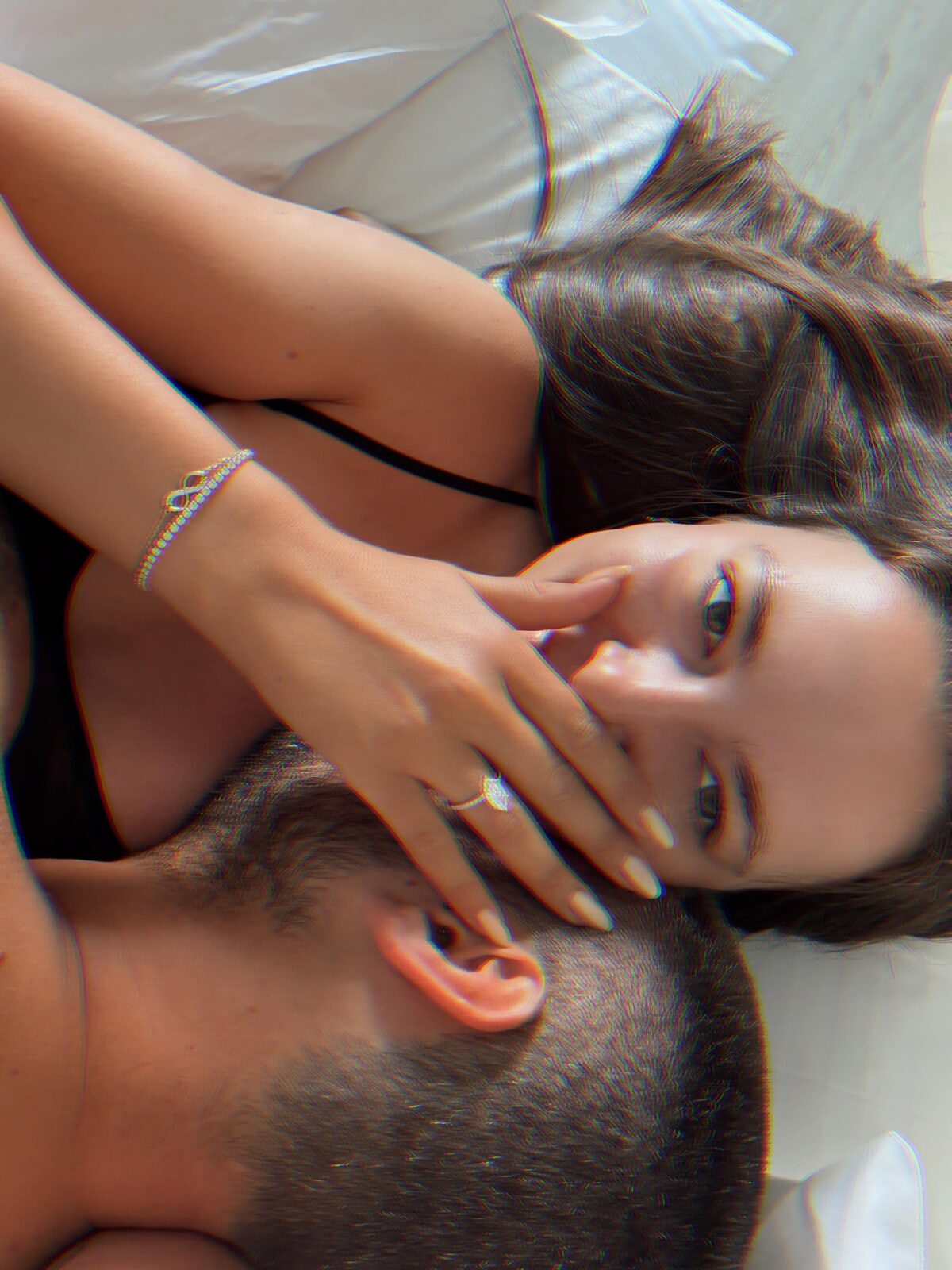 Η Εβελίνα Σκίτσκο χαμογελά ξανά 8 μήνες αφότου νίκησε τον καρκίνο: η πρόταση γάμου & το λαμπερό μονόπετρο