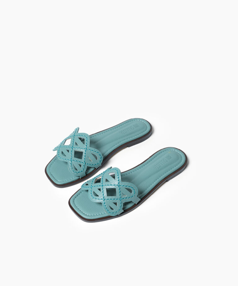 hera-sandals-in-sky-grainded-leather-callista