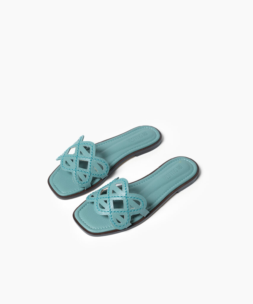 hera-sandals-in-sky-grainded-leather-callista