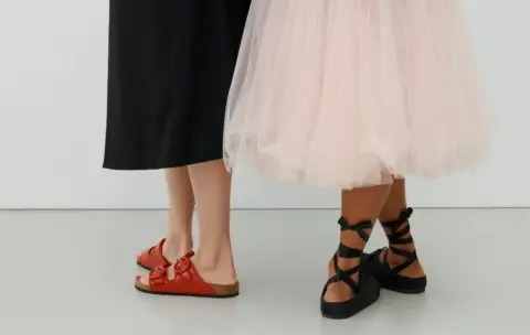Birkenstock x Repetto: Το απόλυτο collab που φέρνει ένα νέο twist στο balletcore trend