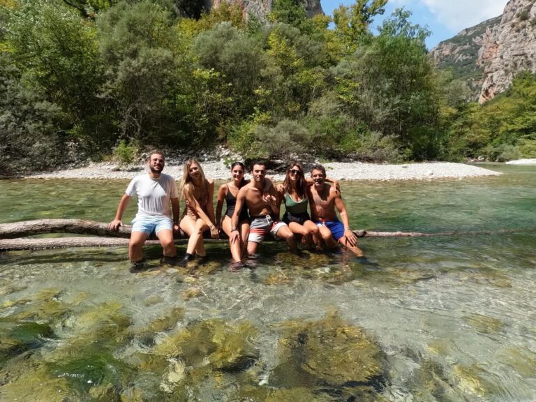 Instagram/con_ev