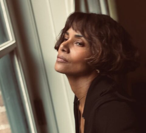 Η Halle Berry έκανε το πιο προχώ καρέ για γυναίκες άνω των 50