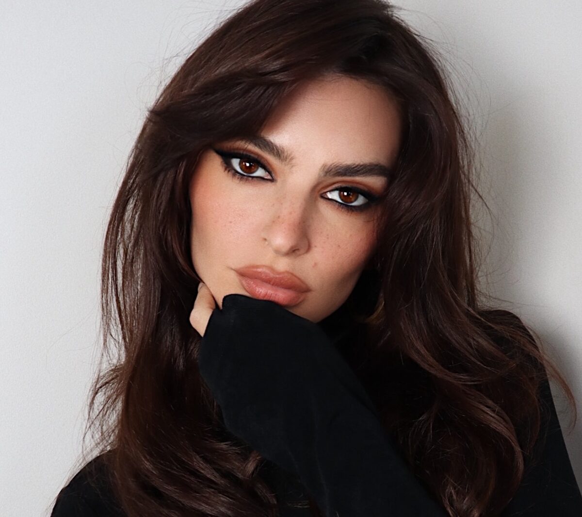 Eyeliner: Πώς θα το εφαρμόσεις σωστά για σαγηνευτικό βλέμμα