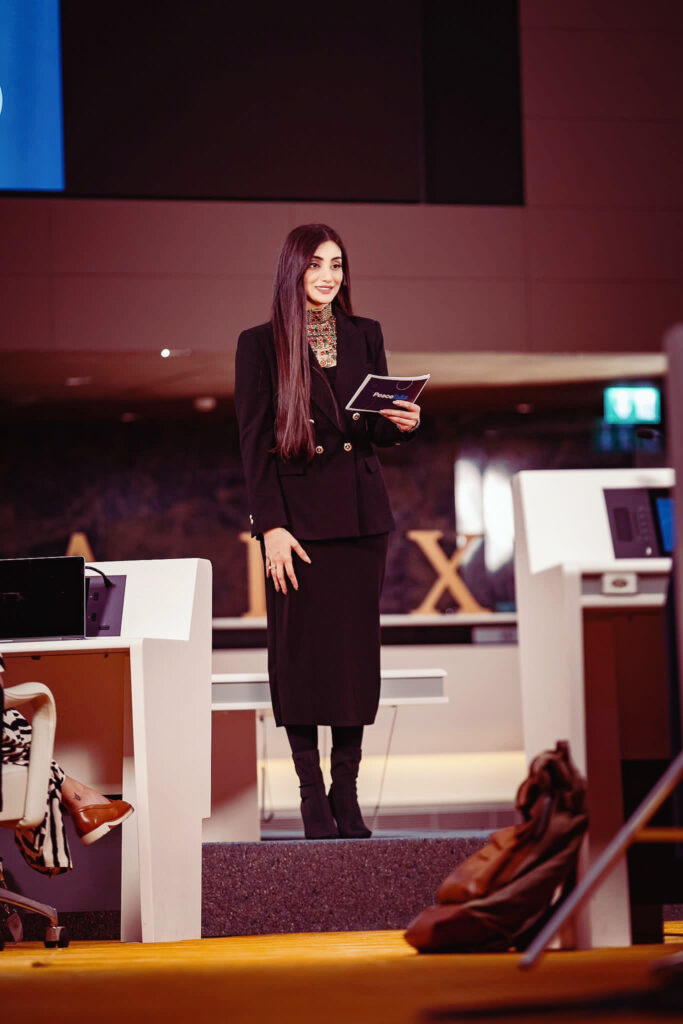Nilofar Ayoubi