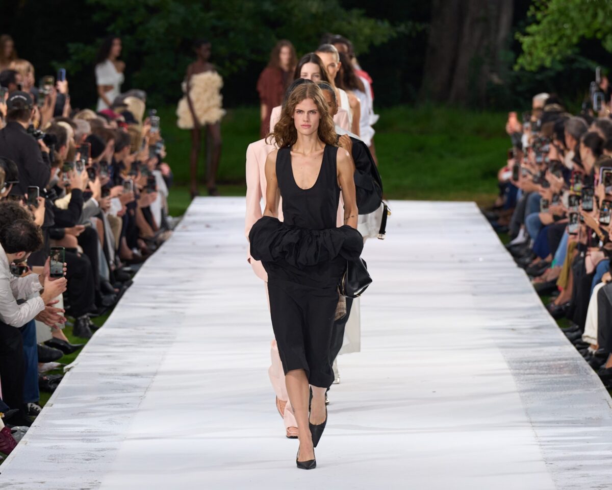 Paris Fashion Week: Ο Hugh Hefner του Tom Ford, ο ωκεανός της Stella McCartney και ο άγριος αισθησιασμός του Balmain