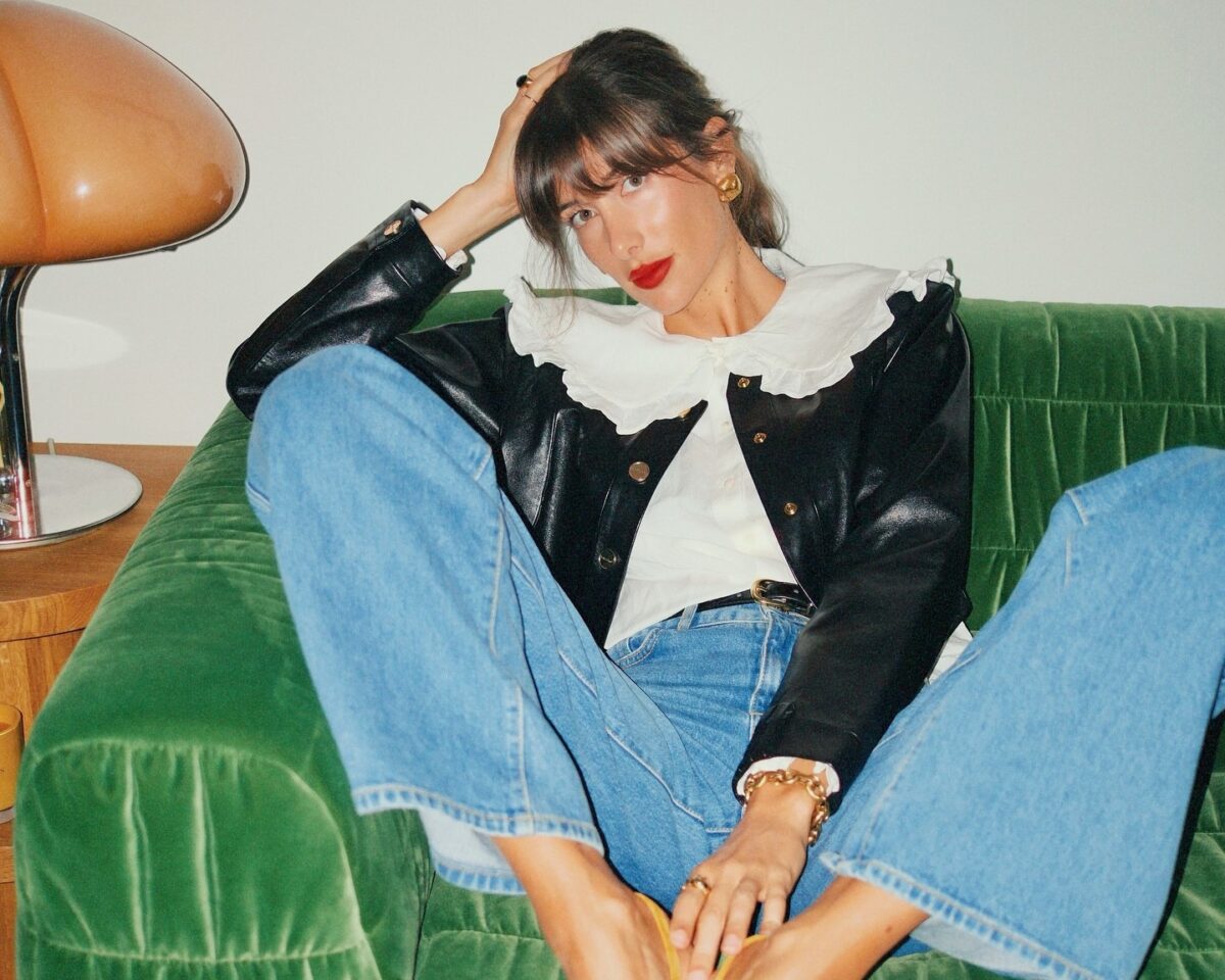 Straight-Leg Denim: Οι Γαλλίδες «ορκίζονται» σε αυτό το τζιν παντελόνι – 5+1 cool τρόποι να το φορέσεις