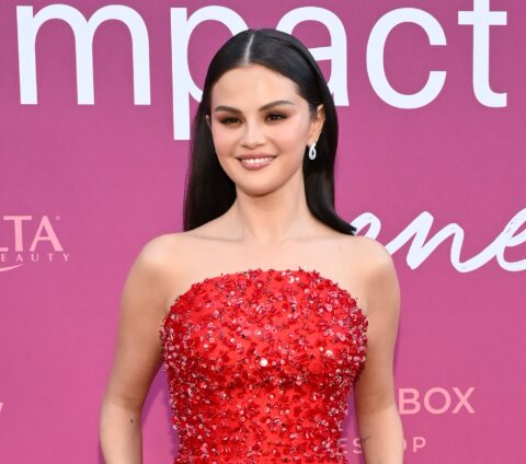 Selena Gomez: Θέλουμε να αντιγράψουμε το Ruby Jelly μανικιούρ της