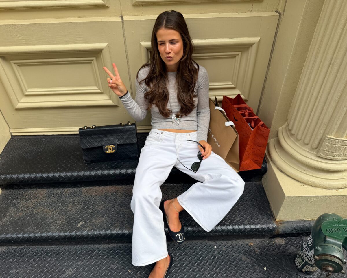 Back to the 90’s: Τα μακρυμάνικα tops κάνουν το πιο stylish comeback – 4+1 cool looks για να εμπνευστείς