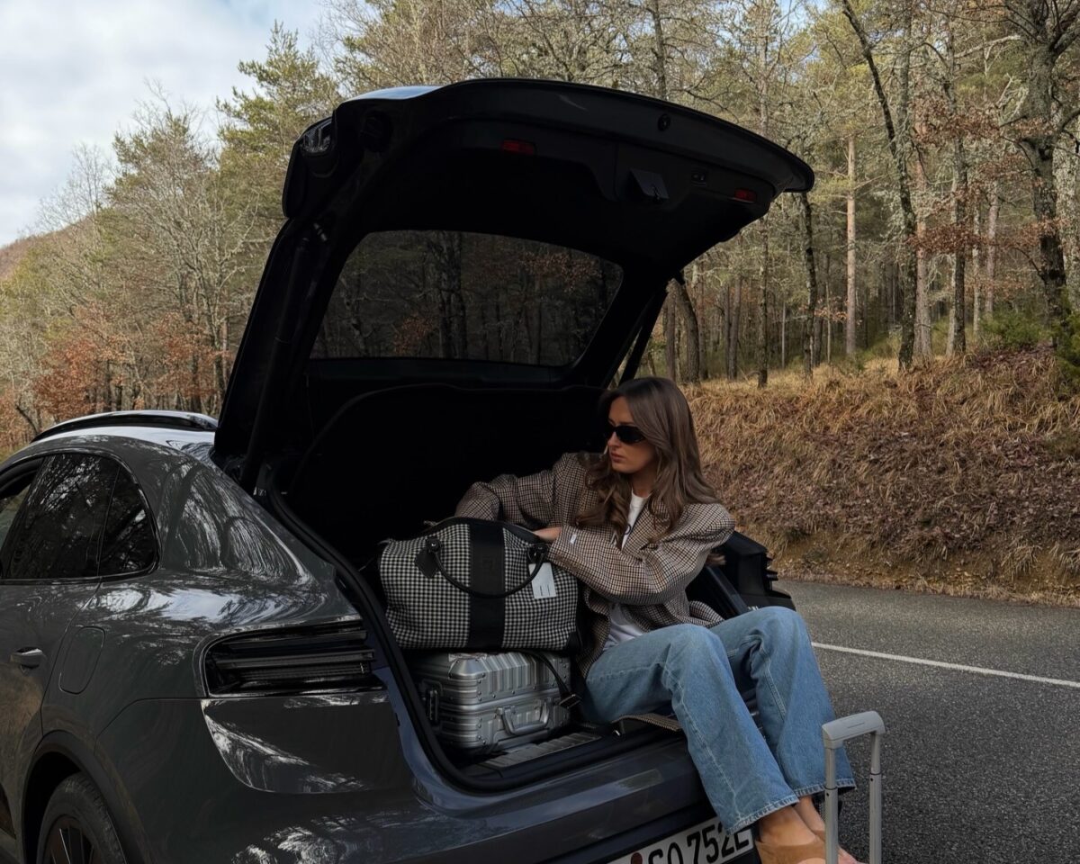 Travel in Style: Άνετη και stylish στην εκδρομή χωρίς να κουβαλάς όλη τη ντουλάπα σου – 4+1 cool looks