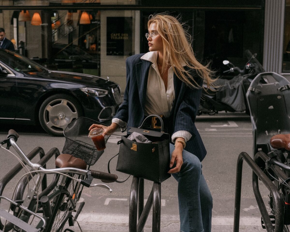 Denim & Blazer: Ο πιο διαχρονικός συνδυασμός είναι ακόμη εδώ – 4+1 stylish looks για να εμπνευστείς