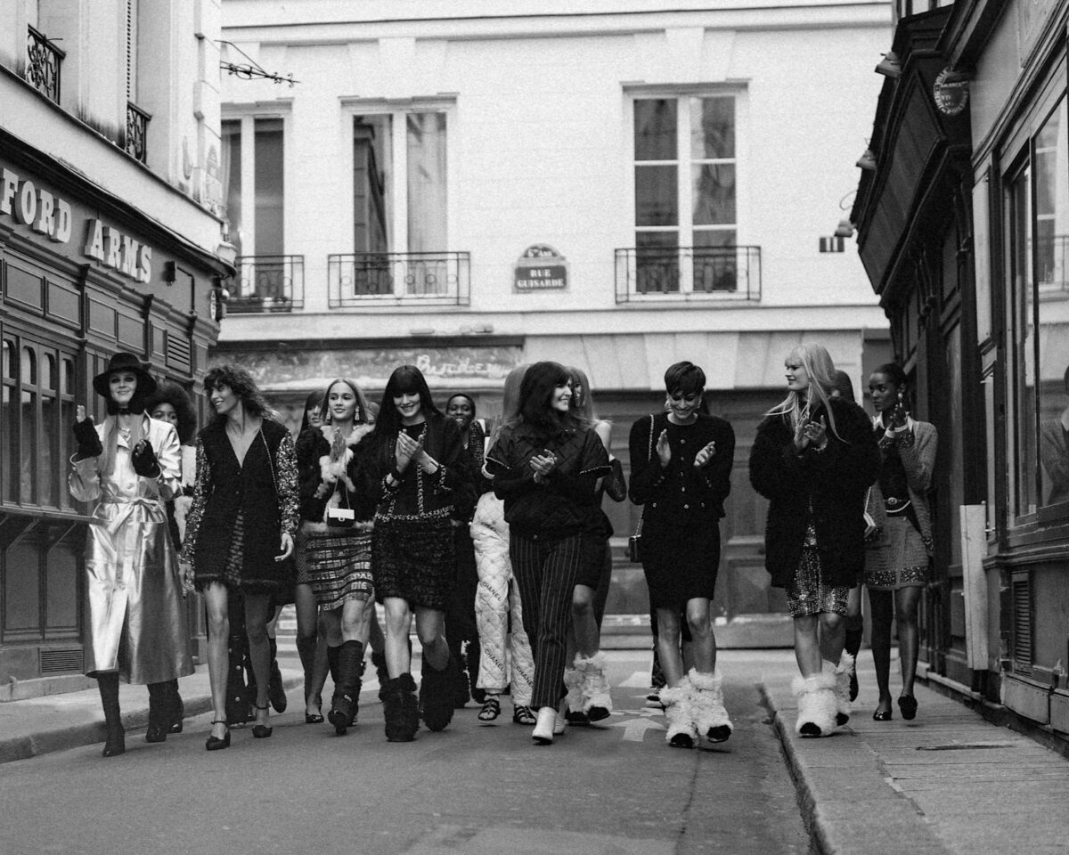 Virginie Viard: Η πρώην creative director του οίκου Chanel σπάει τη σιωπή της – «Θα το σταματήσουμε εδώ» της ανακοίνωσαν